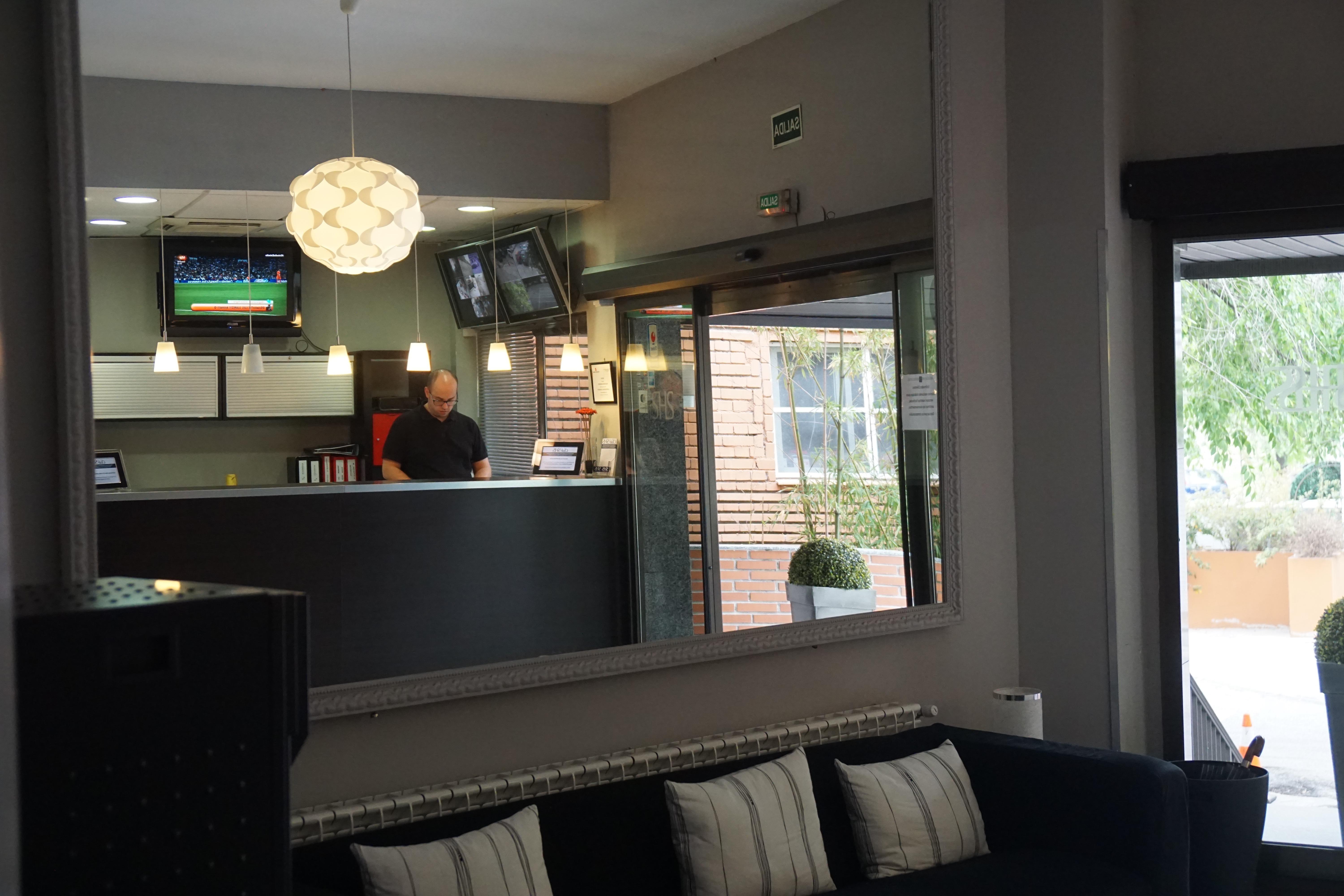 Ap Hotel Madrid Airport Εξωτερικό φωτογραφία