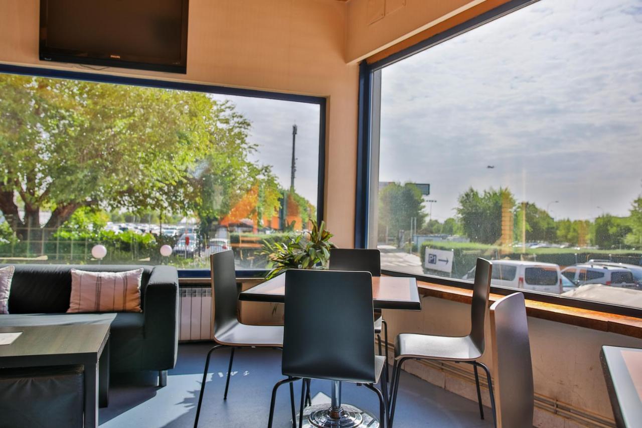 Ap Hotel Madrid Airport Εξωτερικό φωτογραφία
